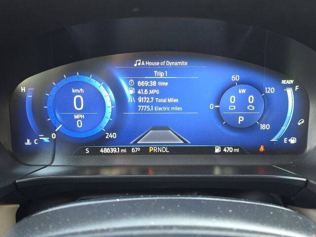 2020 Ford Escape Hybrid Titanium