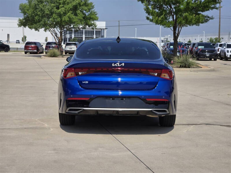 2024 Kia K5 EX