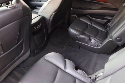 2017 Cadillac Escalade Luxury