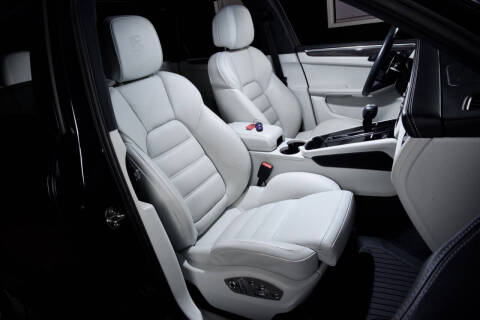 2022 Porsche Macan S