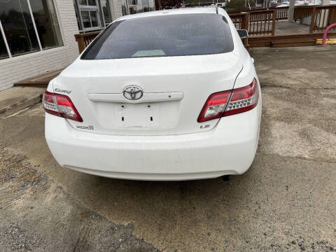 2011 Toyota Camry LE
