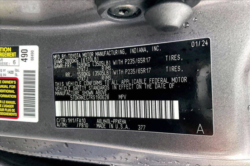 2024 Toyota Sienna LE 8-Passenger