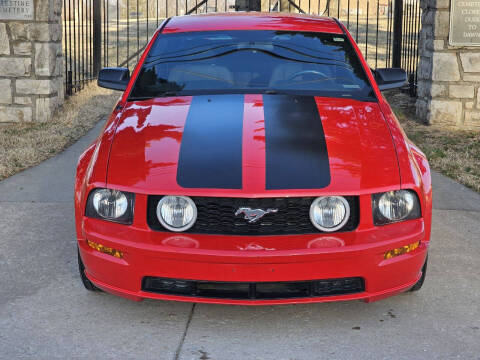 2006 Ford Mustang for sale at Blue Ridge Auto Outlet in Kansas City MO