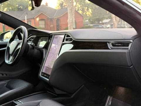 2016 Tesla Model S