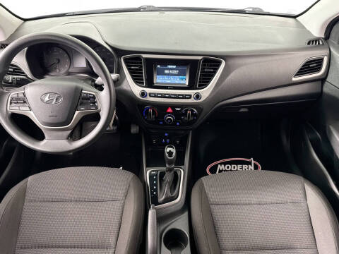 2019 Hyundai Accent SE