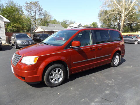 2009 Chrysler Town and Country for sale at Goodman Auto Sales in Lima OH