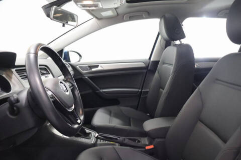 2017 Volkswagen Golf TSI Wolfsburg Edition