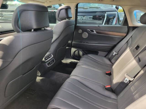 2023 Genesis G80