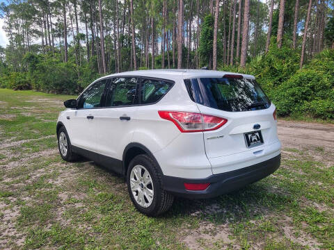 2015 Ford Escape S