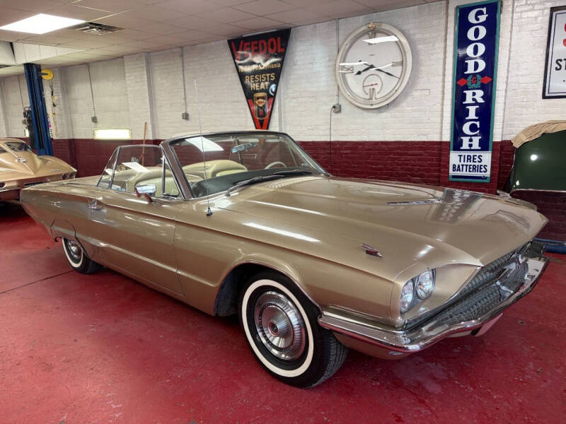 1966 Ford Thunderbird