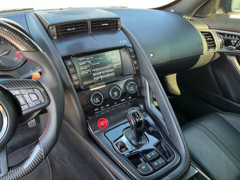 2015 Jaguar F-TYPE R