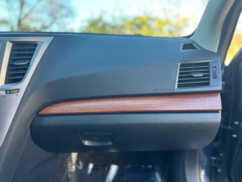 2013 Subaru Outback 3.6R Limited