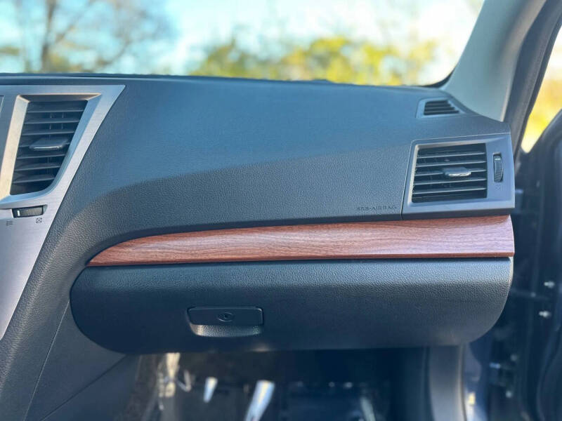 2013 Subaru Outback 3.6R Limited