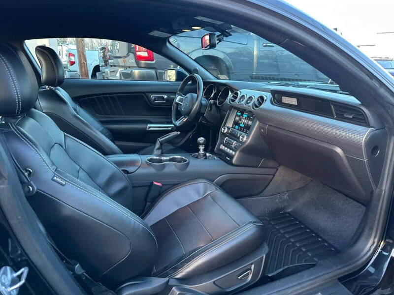 2017 Ford Mustang GT Premium