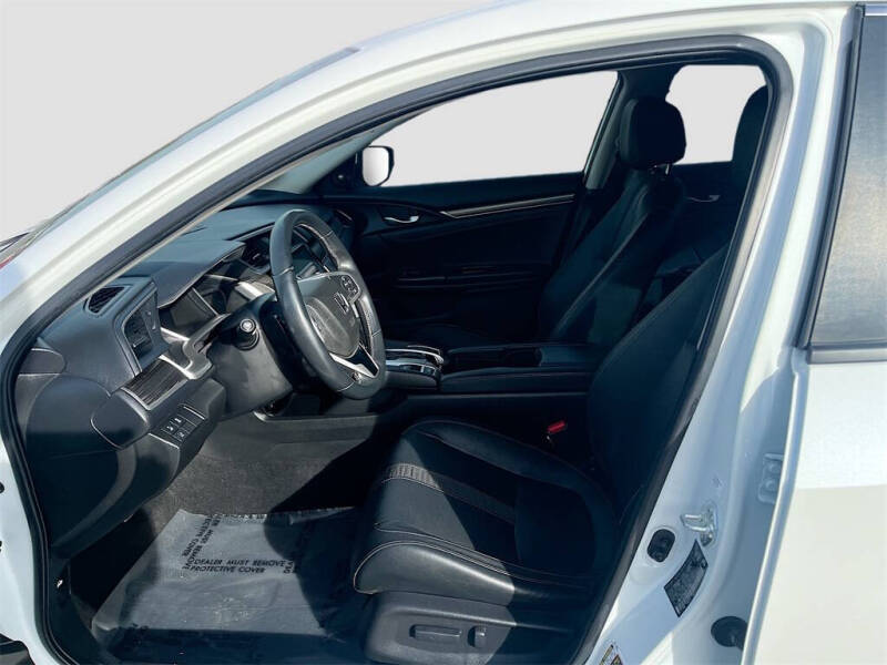 2019 Honda Civic Touring