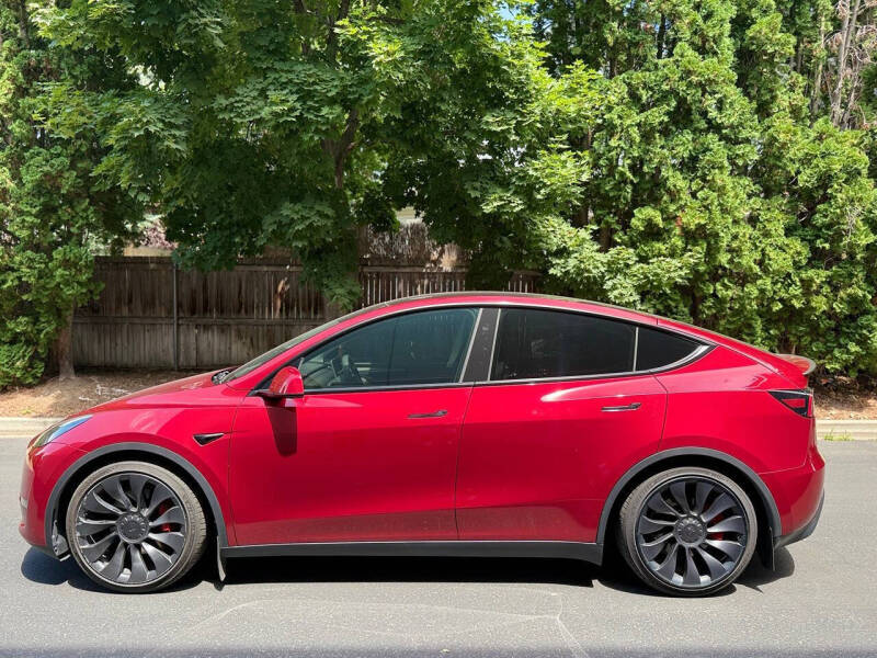 2024 Tesla Model Y Performance