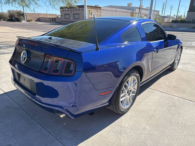2014 Ford Mustang V6
