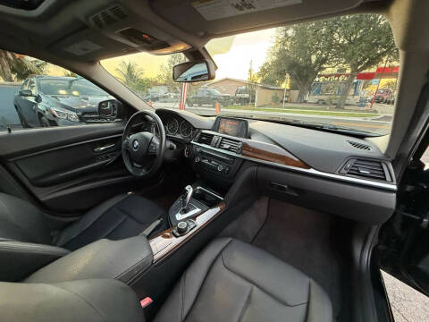 2015 BMW 3 Series 320i