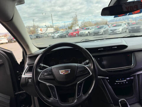 2017 Cadillac XT5 Luxury