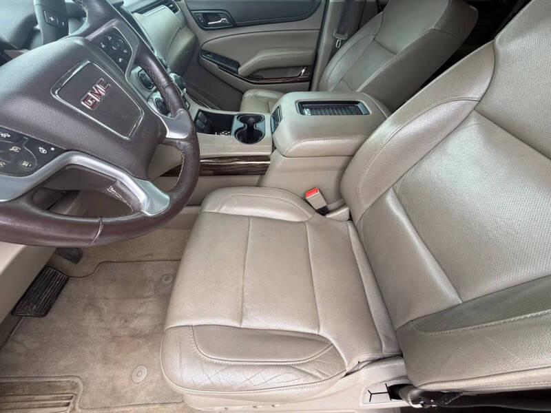 2017 GMC Yukon SLT
