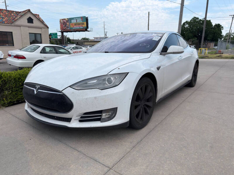 2015 Tesla Model S 85's photo