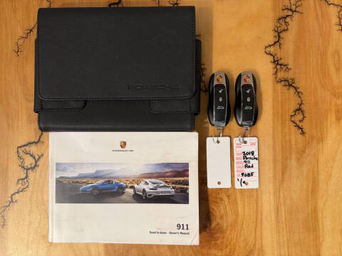 2018 Porsche 911 Carrera