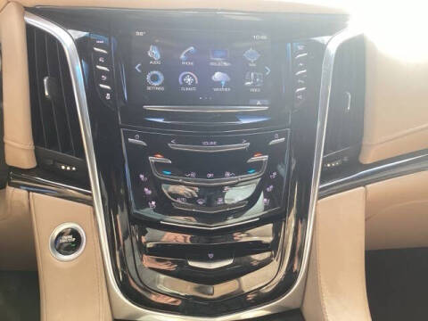 2018 Cadillac Escalade Platinum