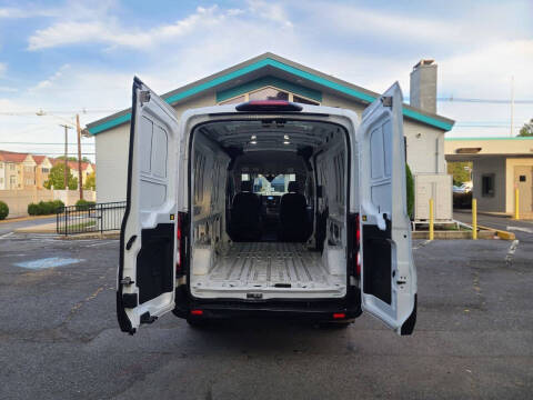 2023 Ford Transit 250