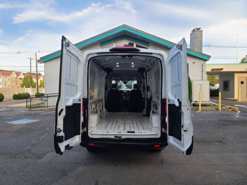 2023 Ford Transit 250