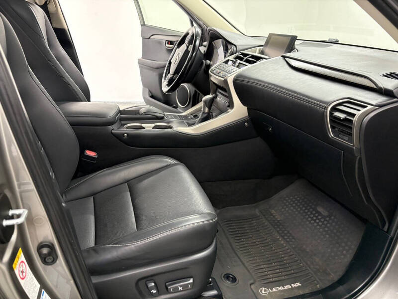 2017 Lexus NX 200t
