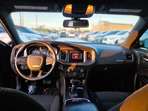 2017 Dodge Charger SE