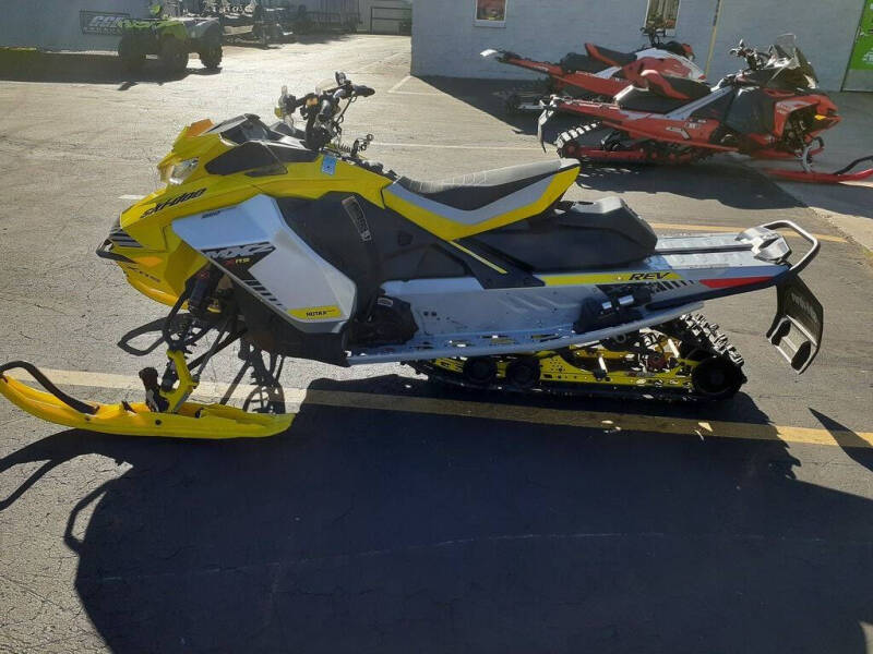2019 Ski-Doo MXZ® X-RS® 850 E-TEC