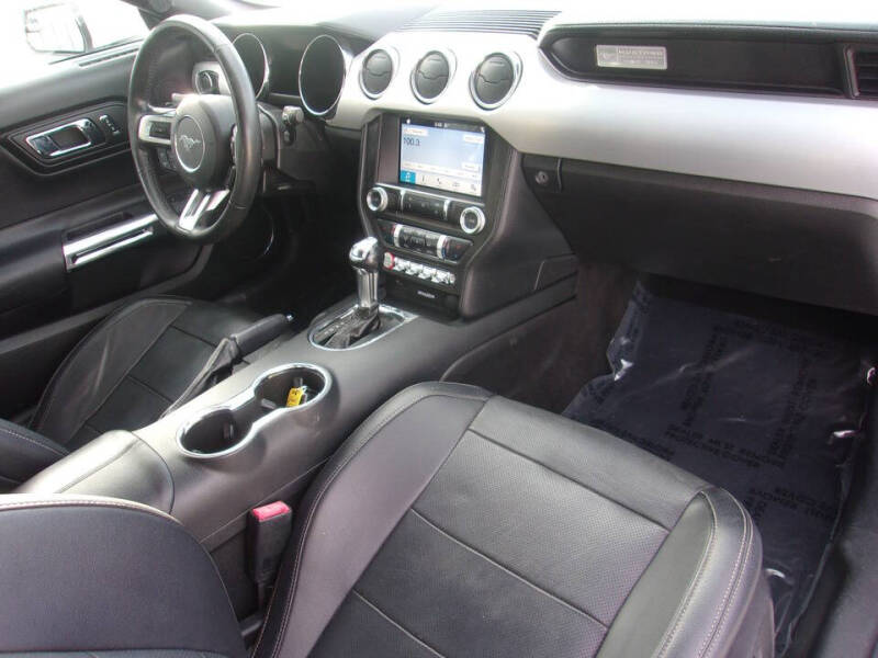 2017 Ford Mustang EcoBoost Premium