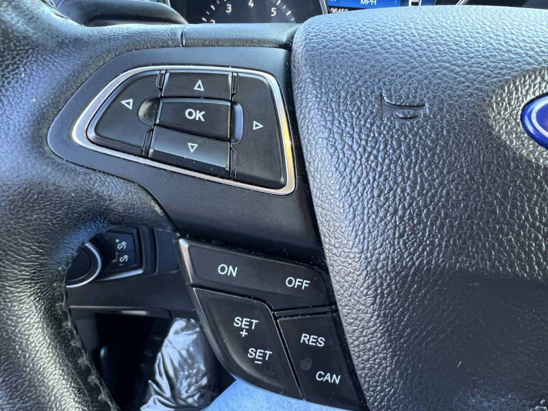 2017 Ford Focus SEL