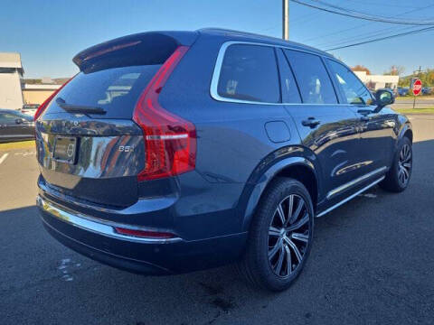 2025 Volvo XC90 B5 Core Bright Theme