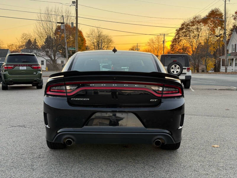 2022 Dodge Charger GT photo 9