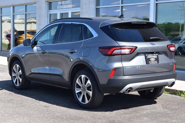 2024 Ford Escape Platinum