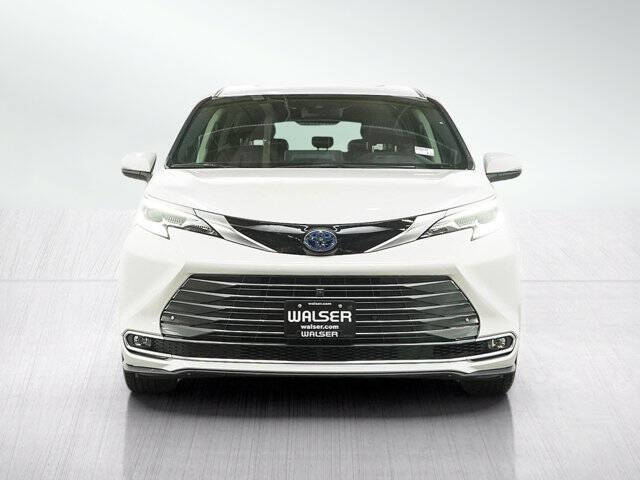 2021 Toyota Sienna Platinum 7-Passenger