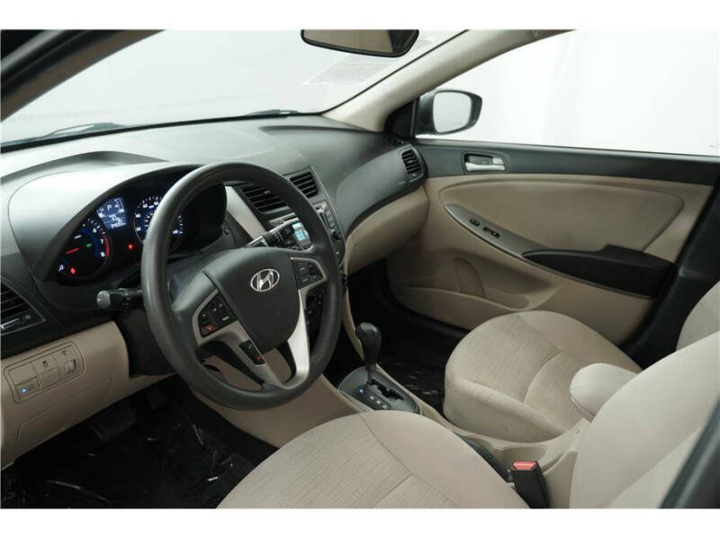 2017 Hyundai Accent Value Edition