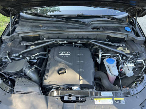 2016 Audi Q5 2.0T quattro Premium Plus