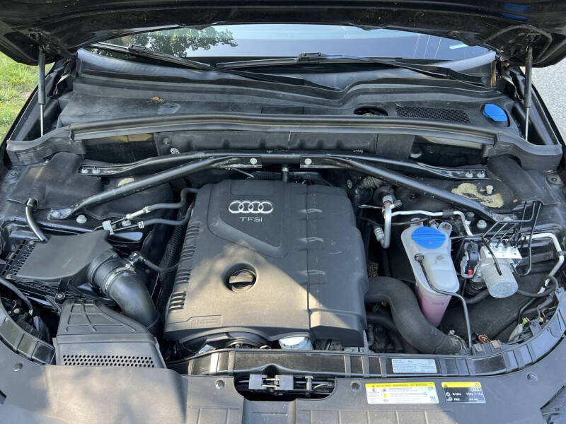 2016 Audi Q5 2.0T quattro Premium Plus
