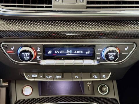 2022 Audi SQ5 3.0T quattro Premium