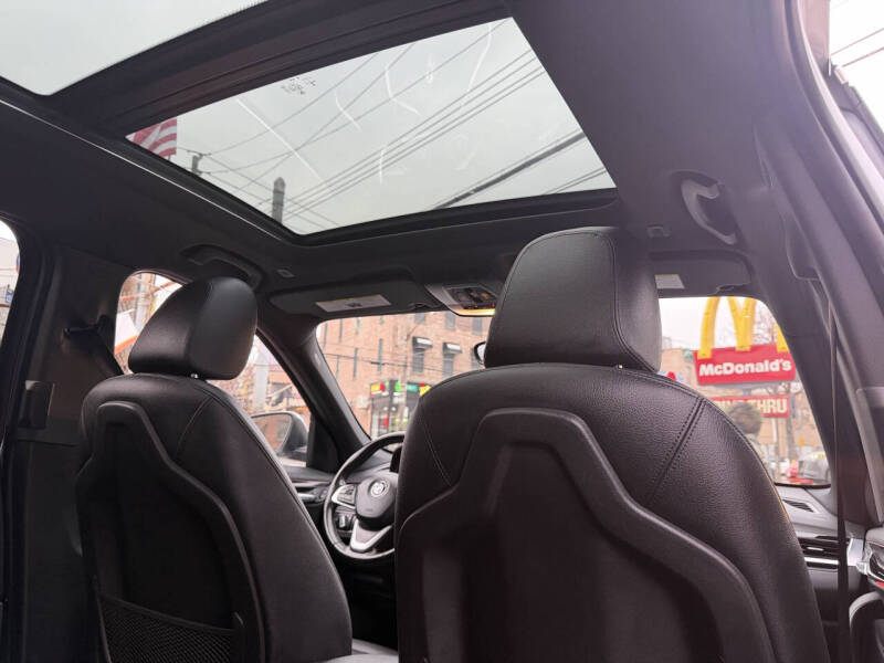 2017 BMW X1 sDrive28i