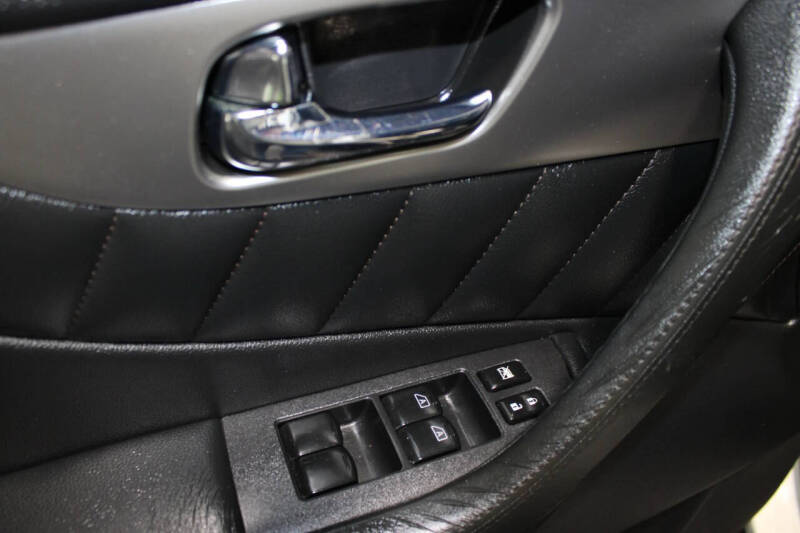 2012 Infiniti FX35