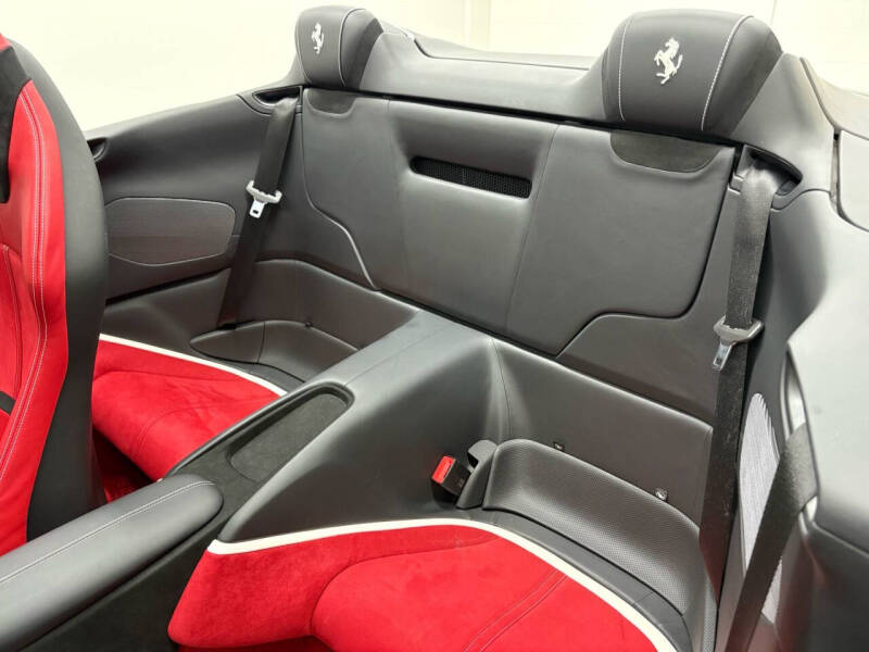 2025 Ferrari Roma Spider
