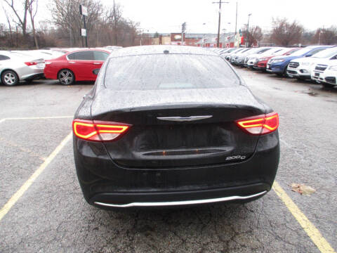 2015 Chrysler 200 C