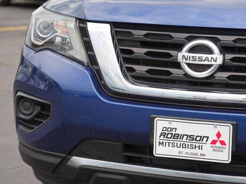 2020 Nissan Pathfinder S