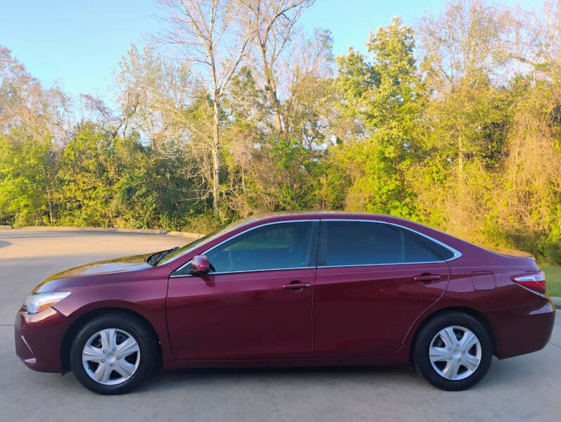2017 Toyota Camry LE
