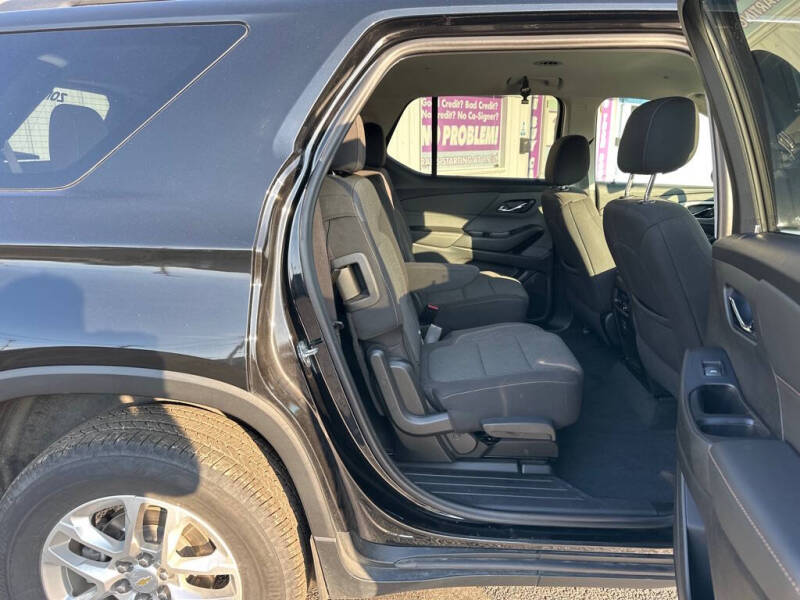 2021 Chevrolet Traverse LT Cloth