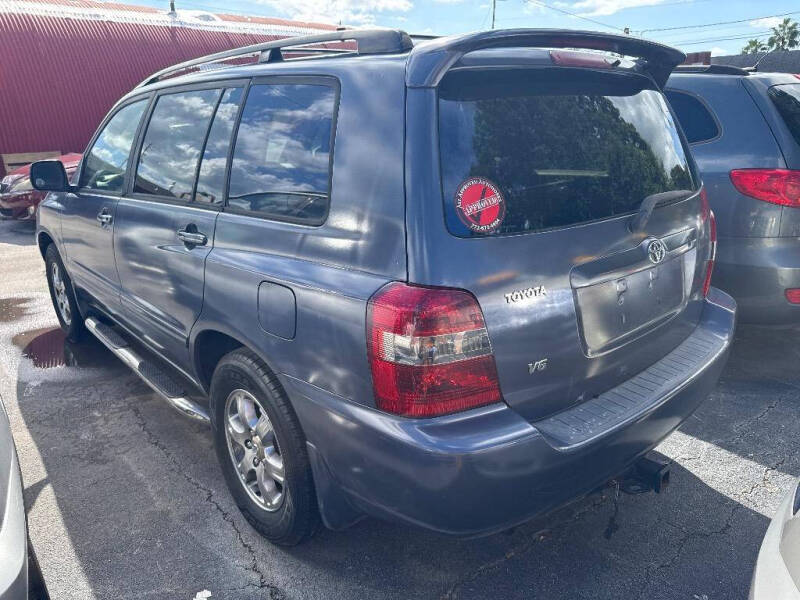 2004 Toyota Highlander